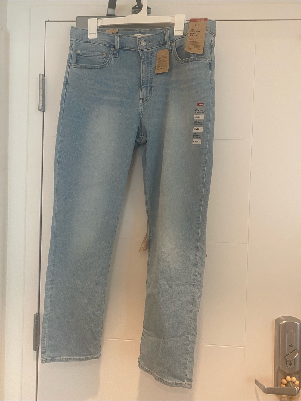 💕NEW💕 Levis Jeans 33x30